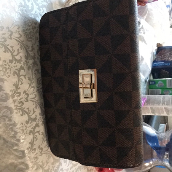 Brown small crossbody purse